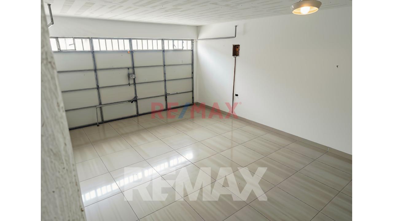 Venta De Local De Alto Potencial En Ubicación Estratégica Cerca Del Óvalo 200 Millas Y Av. Gambetta - 11