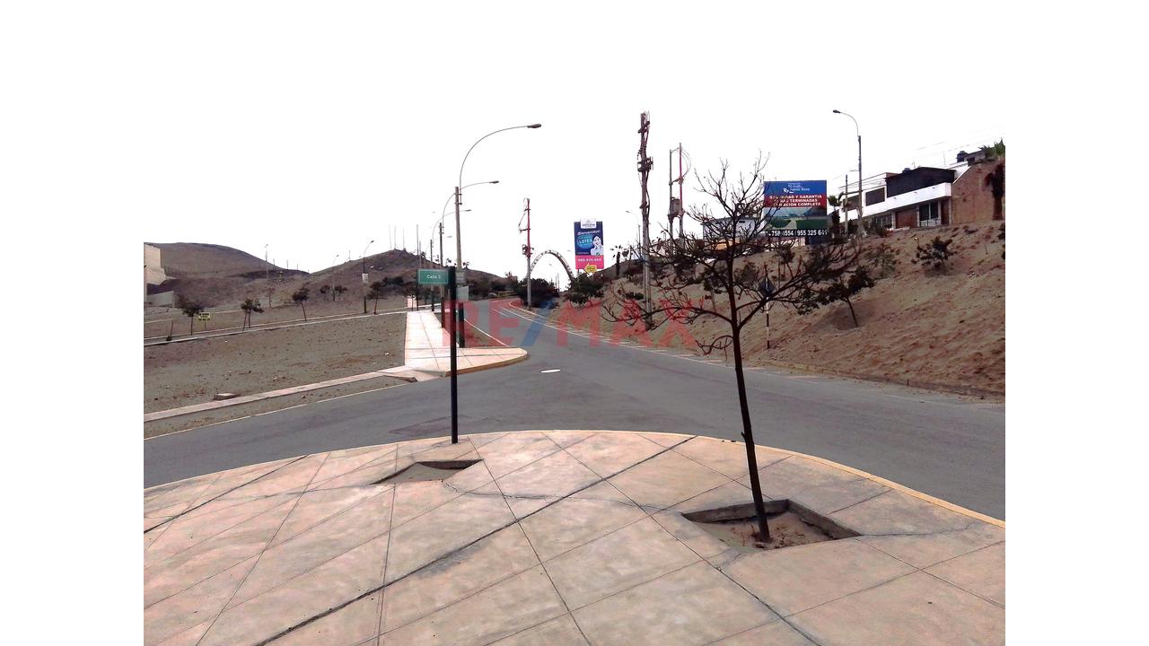 Terreno En Esquina En Santa Rosa - Frente A Parque Y Cerca A Playa - Precio De Ocasión — foto 11