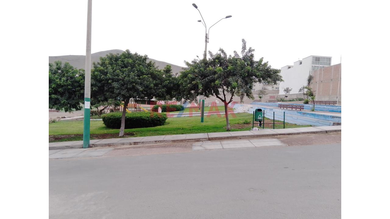 Terreno En Esquina En Santa Rosa - Frente A Parque Y Cerca A Playa - Precio De Ocasión — foto 9