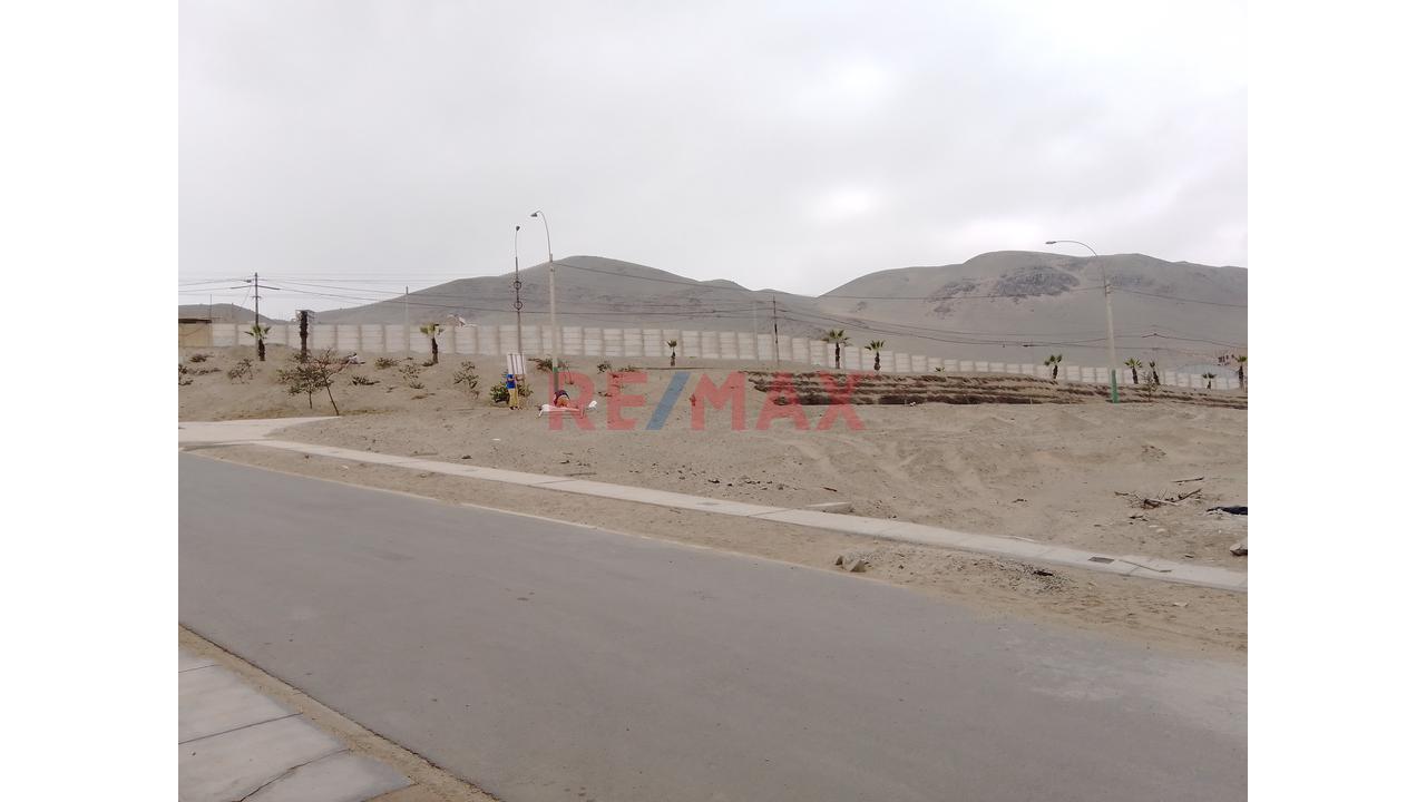 Terreno En Esquina En Santa Rosa - Frente A Parque Y Cerca A Playa - Precio De Ocasión — foto 7