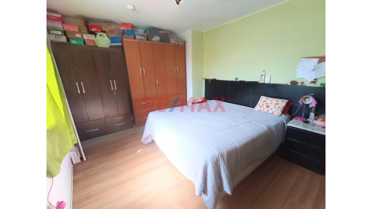 Casa De 3 Pisos Con Patio Para 2 Autos – Amplitud, Iluminación Y Ubicación Estratégica. - 7