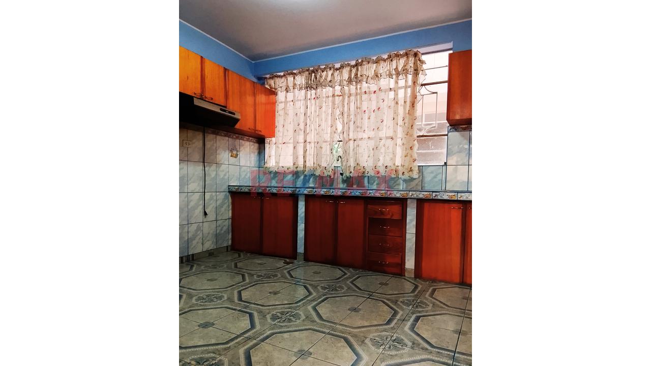 🏡 Se Vende Casa De 3 Pisos En Av. Circunvalación – Zona Comercial De Alto Tránsito - 8