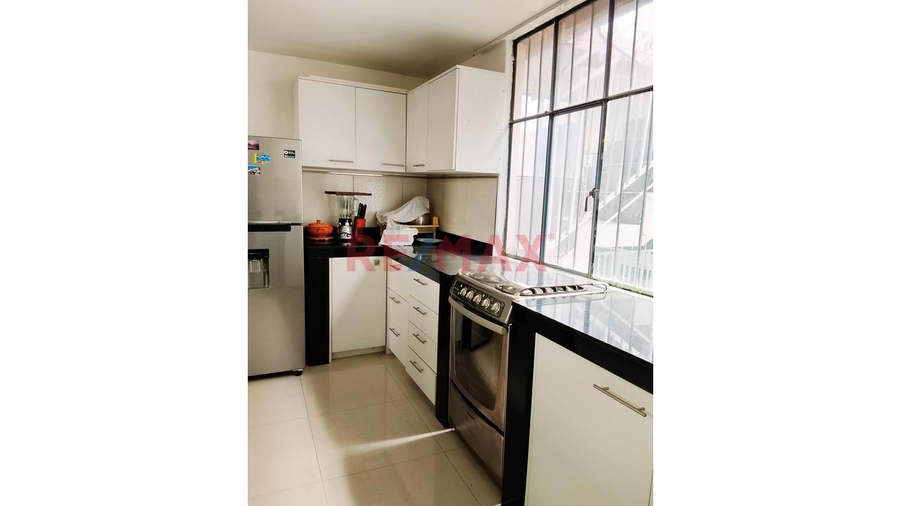 🏡 Se Vende Casa De 3 Pisos En Av. Circunvalación – Zona Comercial De Alto Tránsito - 5