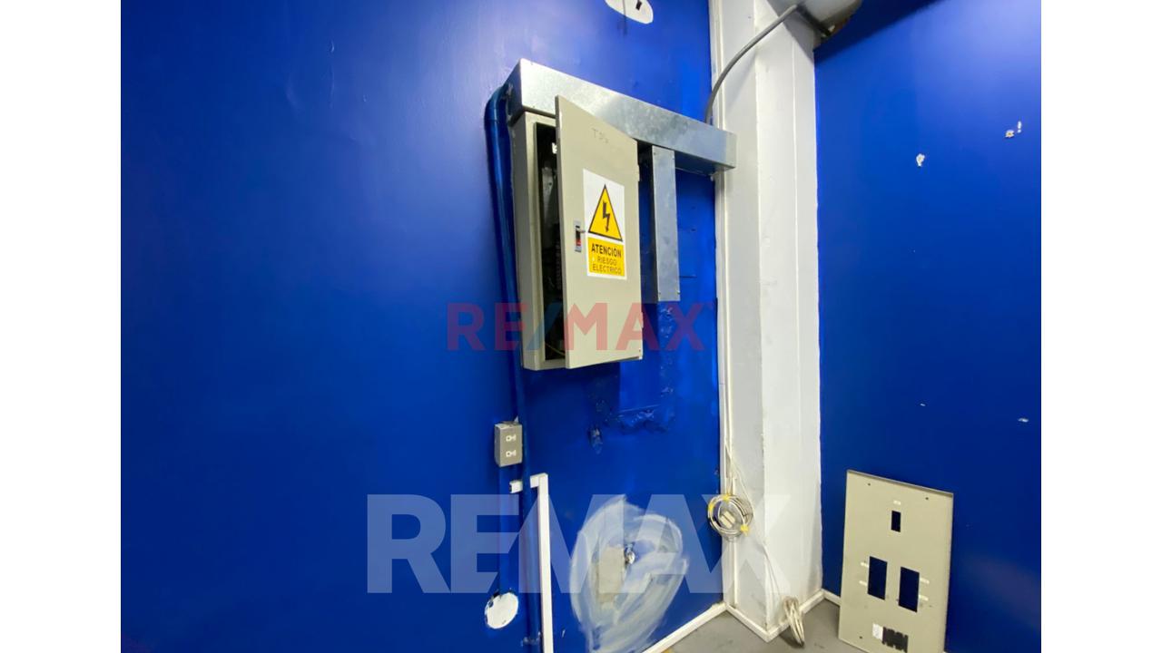 Oportunidad Inversionistas Vendo Local Industrial Cerca Lima Cargo City Av. Faucett, Callao - 18