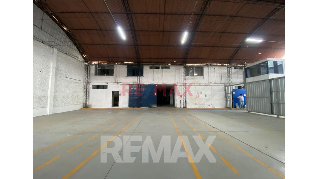 Oportunidad Inversionistas Vendo Local Industrial Cerca Lima Cargo City Av. Faucett, Callao - 4
