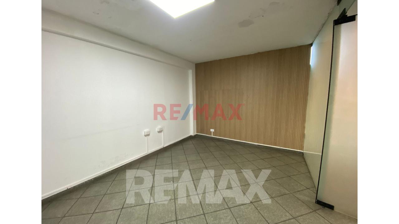 Oportunidad Inversionistas Vendo Local Industrial Cerca Lima Cargo City Av. Faucett, Callao - 20