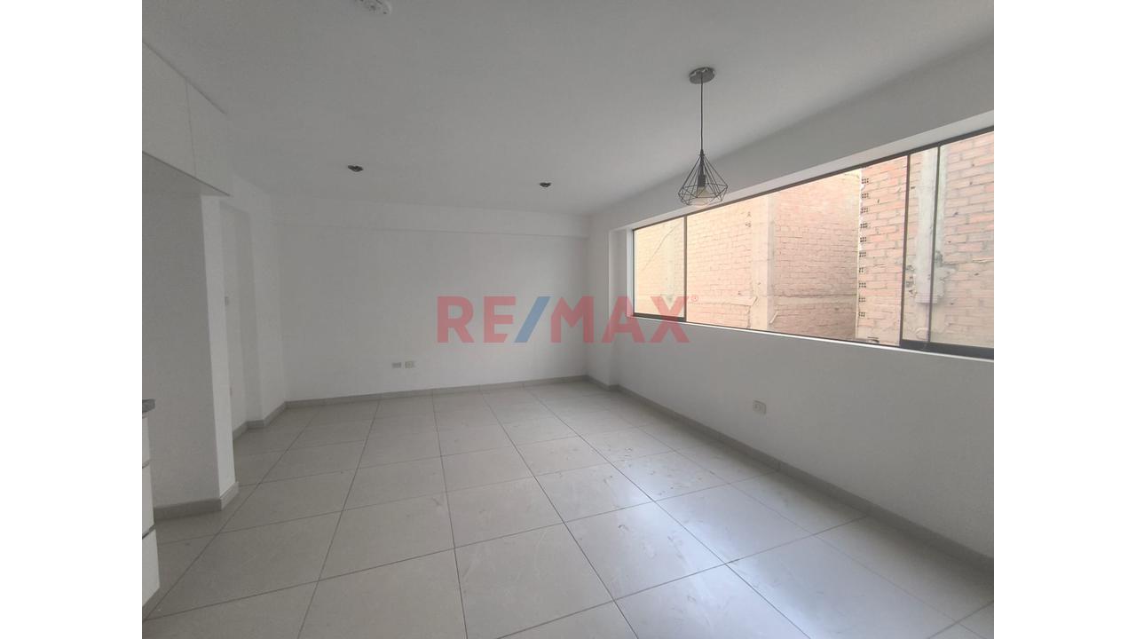 Vendo Triplex De Estreno En Los Jardines Del Naranjal - Smp - 3