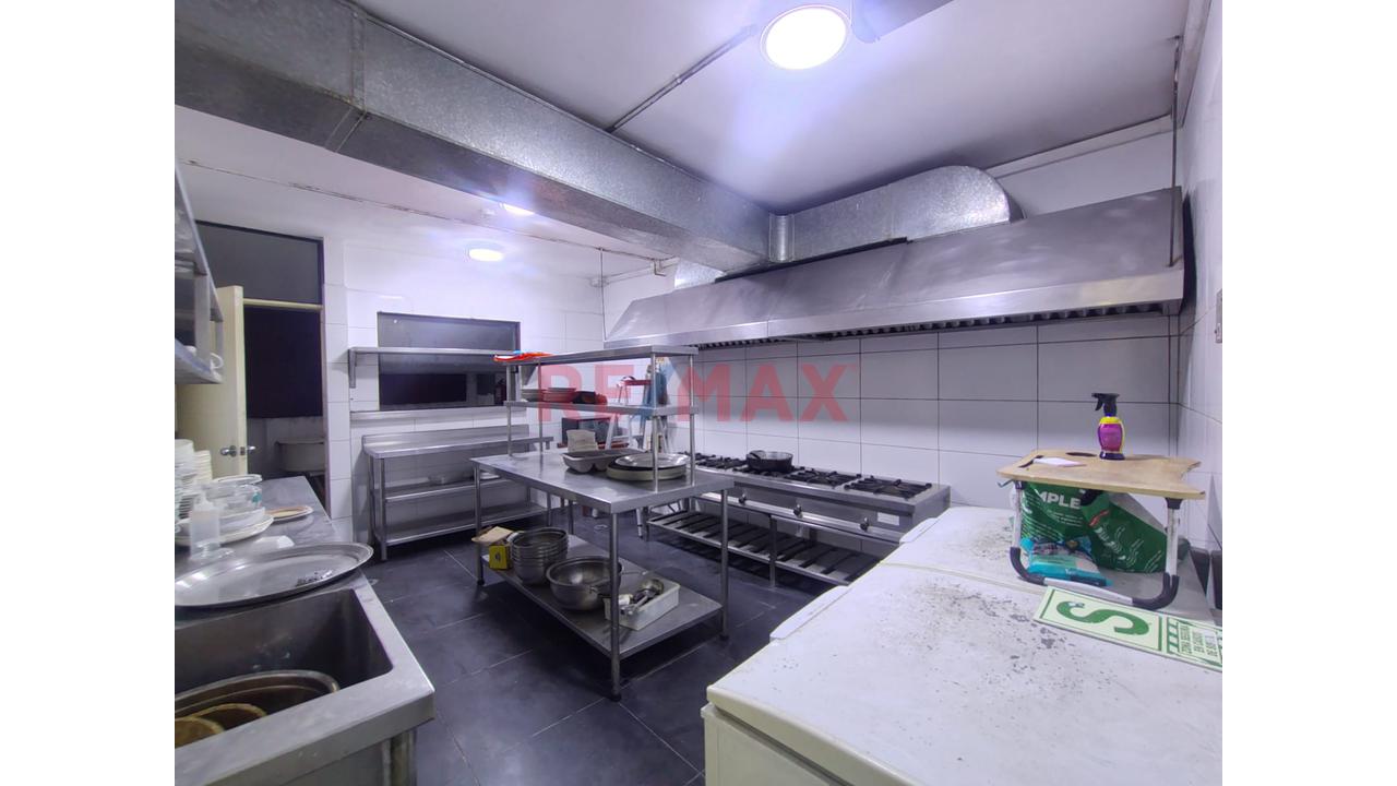 Hostal Con Restaurante + Aires/ Amoblado Y Equipado En El Corazón De Jesús Maria Precio Negociable — foto 4