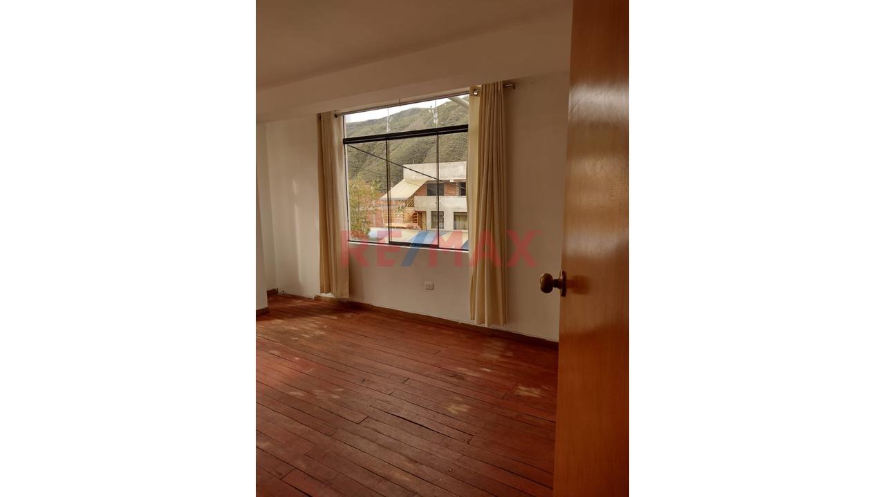 🏡✨ Casa En Esquina Con Locales Y Departamento – Oropesa, Cusco ✨🏡 - 2