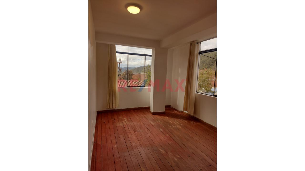 🏡✨ Casa En Esquina Con Locales Y Departamento – Oropesa, Cusco ✨🏡 - 3