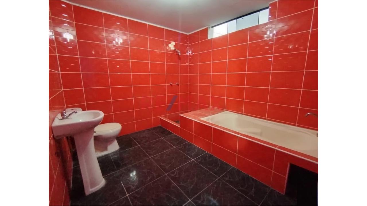 Casa De 2 Pisos + Azotea En Venta En La I Etapa De Las  Palmeras | Ica - 7