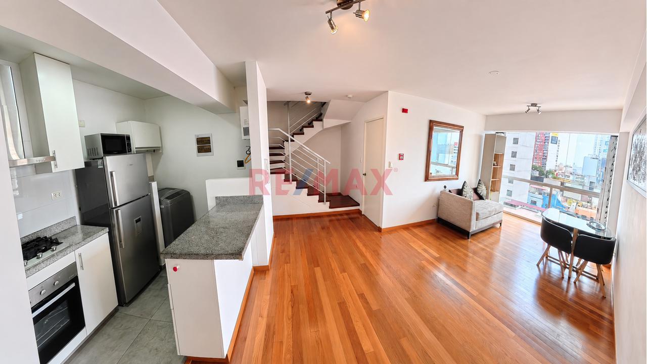 Venta De Departamento Duplex En Magdalena - 1