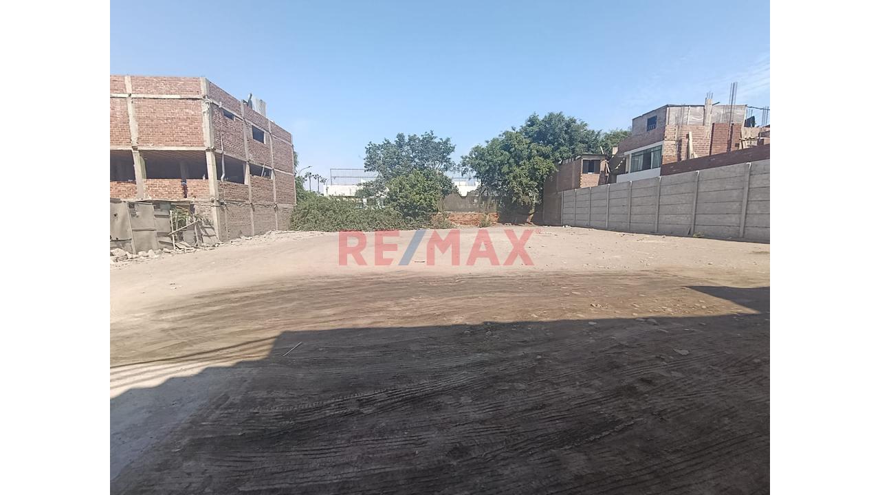 Se Vende Terreno 530 M2 Chorrillos Ubicacion Estrategica - 3
