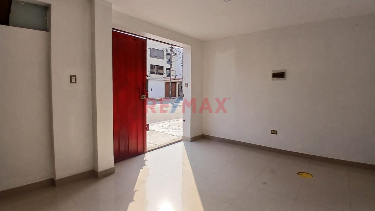 Alquilo Local Comercial De 39M² En La Molina - 6