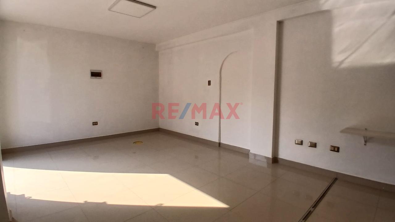 Alquilo Local Comercial De 39M² En La Molina - 5