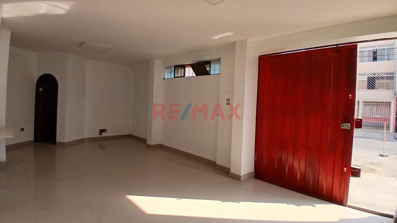 Alquilo Local Comercial De 39M² En La Molina - 4