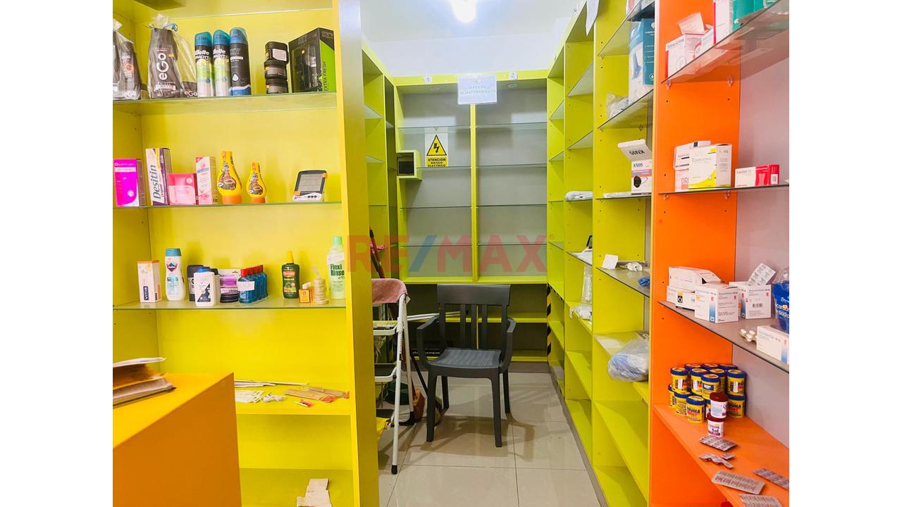 Amplio Local comercial ubicado en El Agustino Amplio Local comercial ubicado en El Agustino