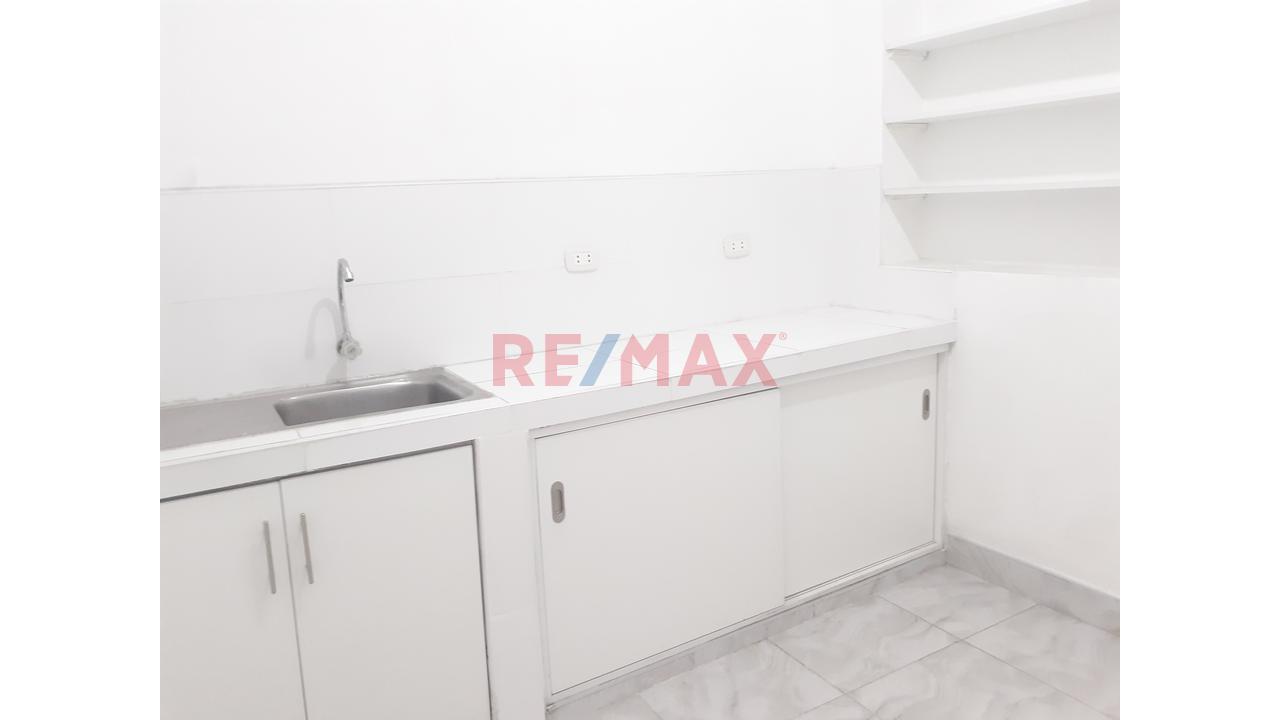 Lindo Departamento En Alquiler En La Urb.Ventura Rossi En El Rímac — foto 7