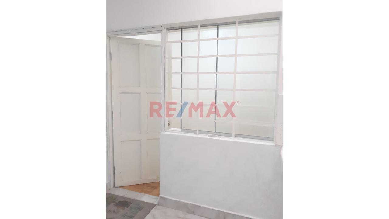 Lindo Departamento En Alquiler En La Urb.Ventura Rossi En El Rímac — foto 12
