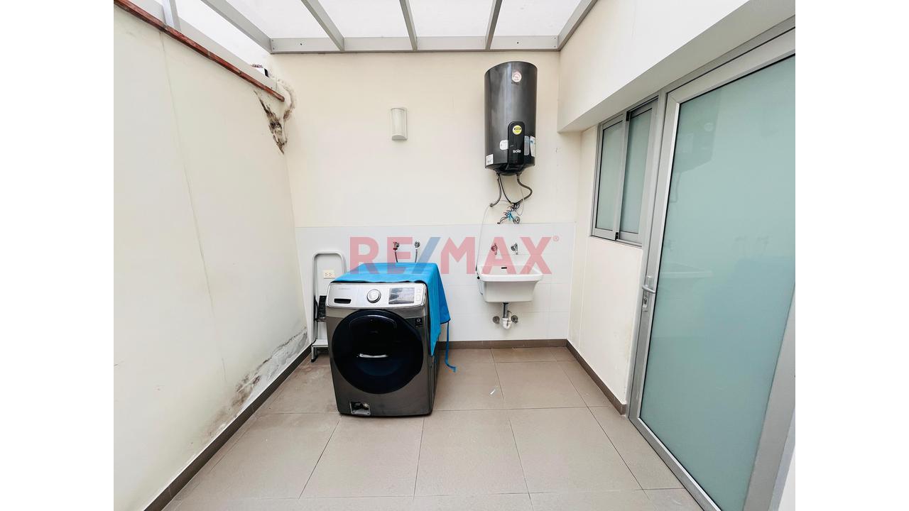Tríplex En Venta En San Isidro - 203M2 Ao - 3 Estacionamiento Y Deposito — foto 8