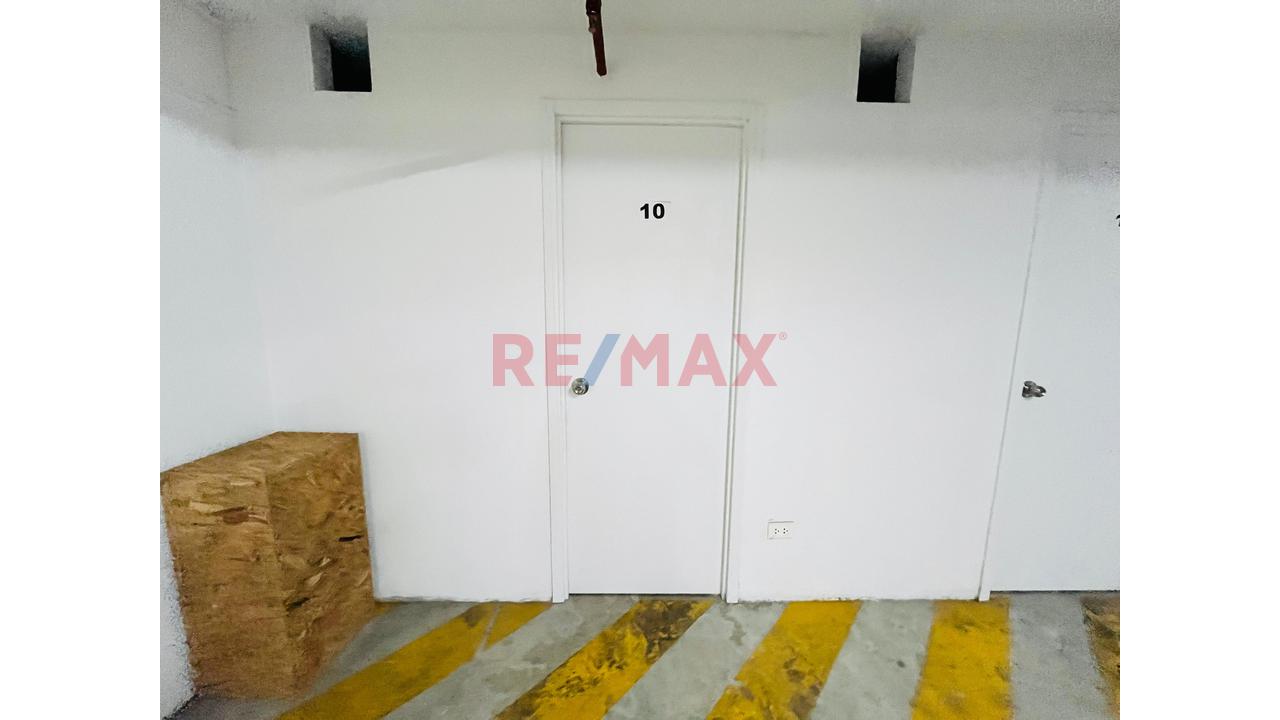 Tríplex En Venta En San Isidro - 203M2 Ao - 3 Estacionamiento Y Deposito — foto 10