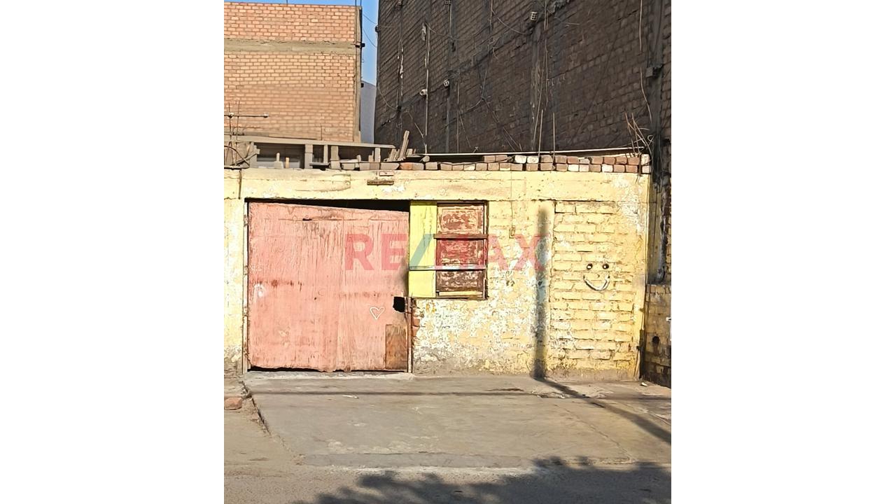 Terreno Urb.Santa Luzmila Comas - 2