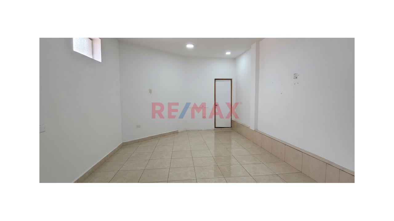 ✨ ¡Gran Oportunidad¡ Local Comercial En Una Zona De Alto Movimiento ✨ - 2