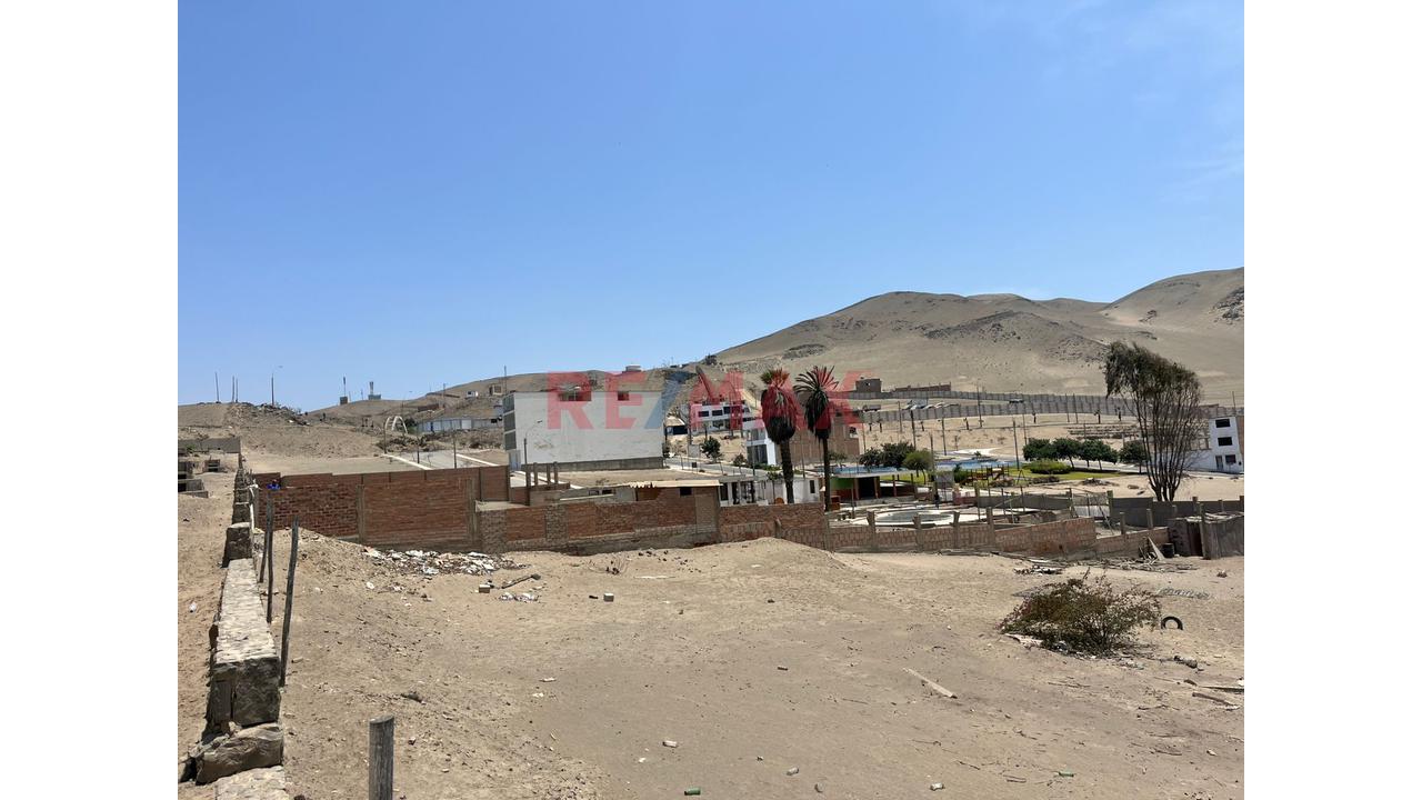 Venta De Amplio Terreno De  2,520 M2 Para Inversion - 13
