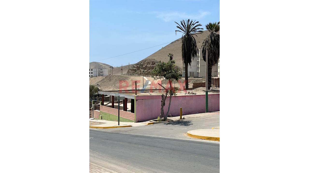 Venta De Amplio Terreno De  2,520 M2 Para Inversion - 11