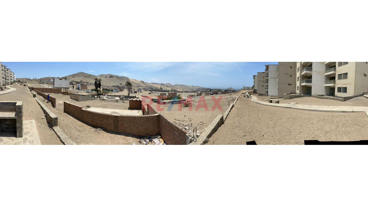Venta De Amplio Terreno De  2,520 M2 Para Inversion - 18