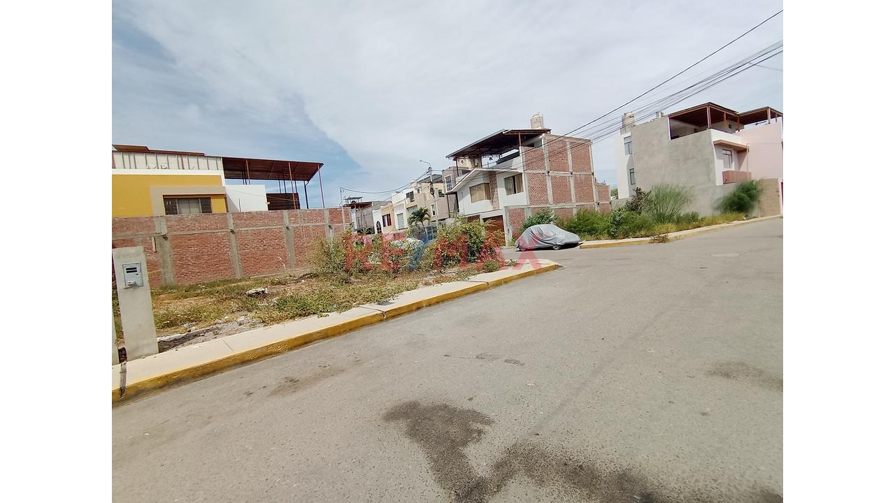 Terreno En Venta En Miraflores Country Club — foto 2