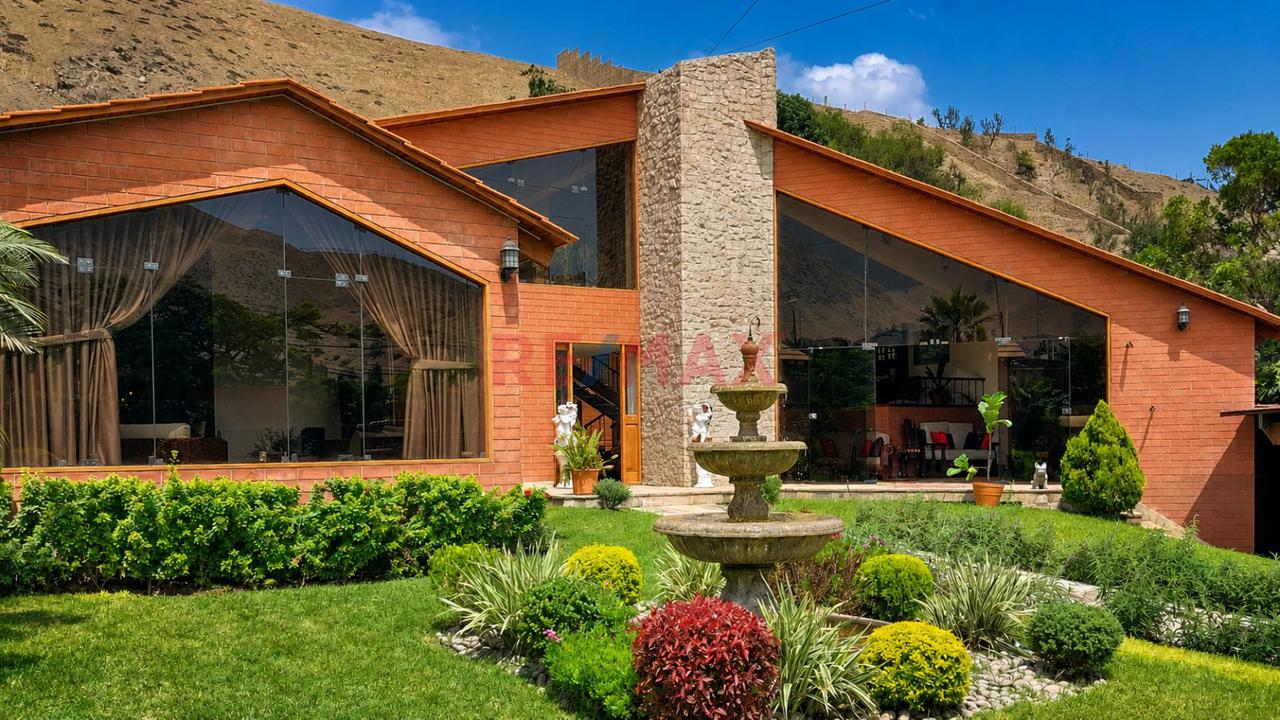 Venta Casa La Molina 4 Habitaciones 5 Baños 840 M² 4 Cocheras