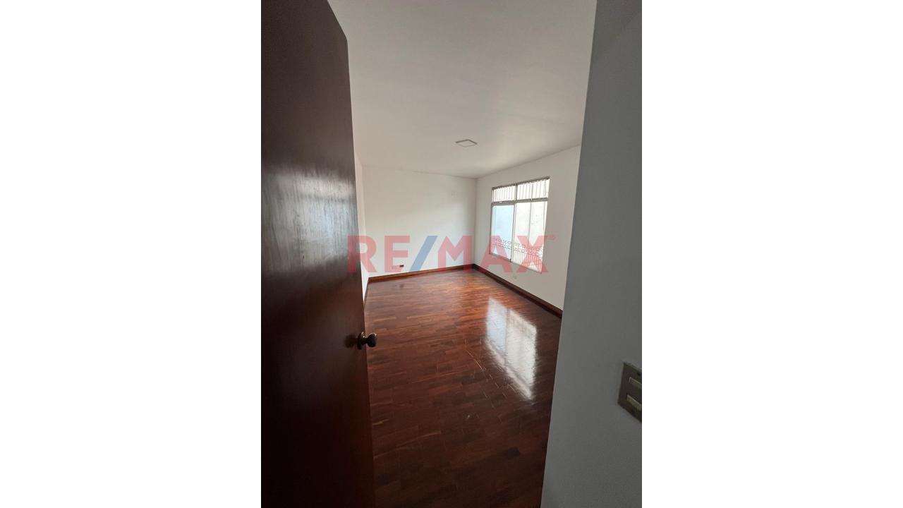 Vendo Linda Casa - San Borja — foto 12