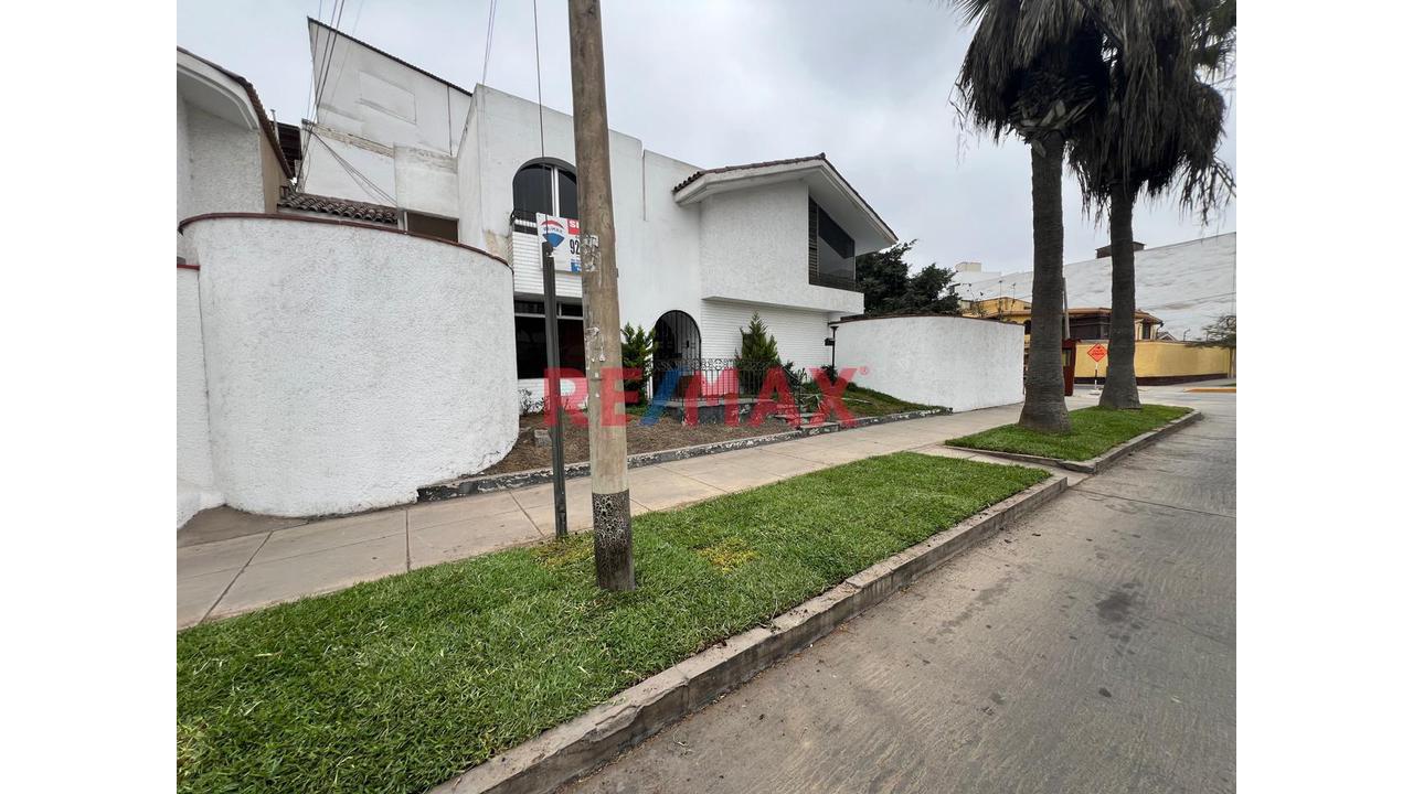 Vendo Linda Casa - San Borja