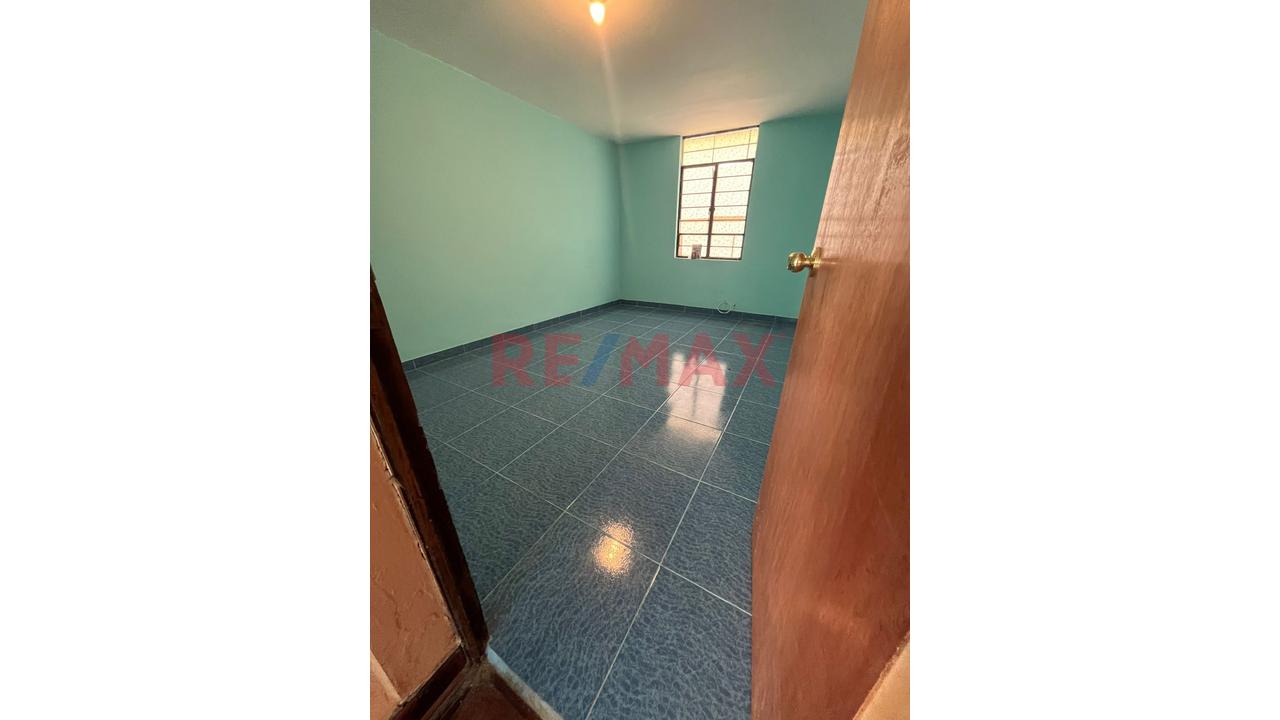 Amplio Departamento En Primer Piso Con Jardín Privado – Cercado De Lima - 4