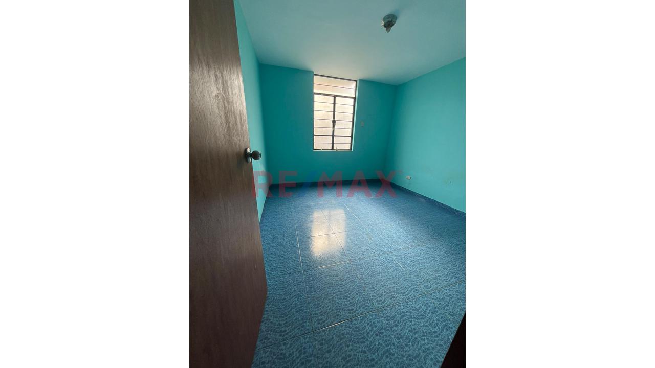 Amplio Departamento En Primer Piso Con Jardín Privado – Cercado De Lima - 2