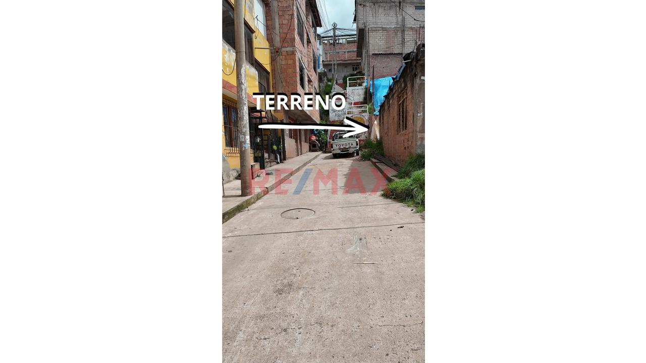 Terreno En Venta En El Distrito De Santiago Cusco A Pocos Metros Del Colegio Cecilia Tupac Amaru (Ramiro Prialé). - 1