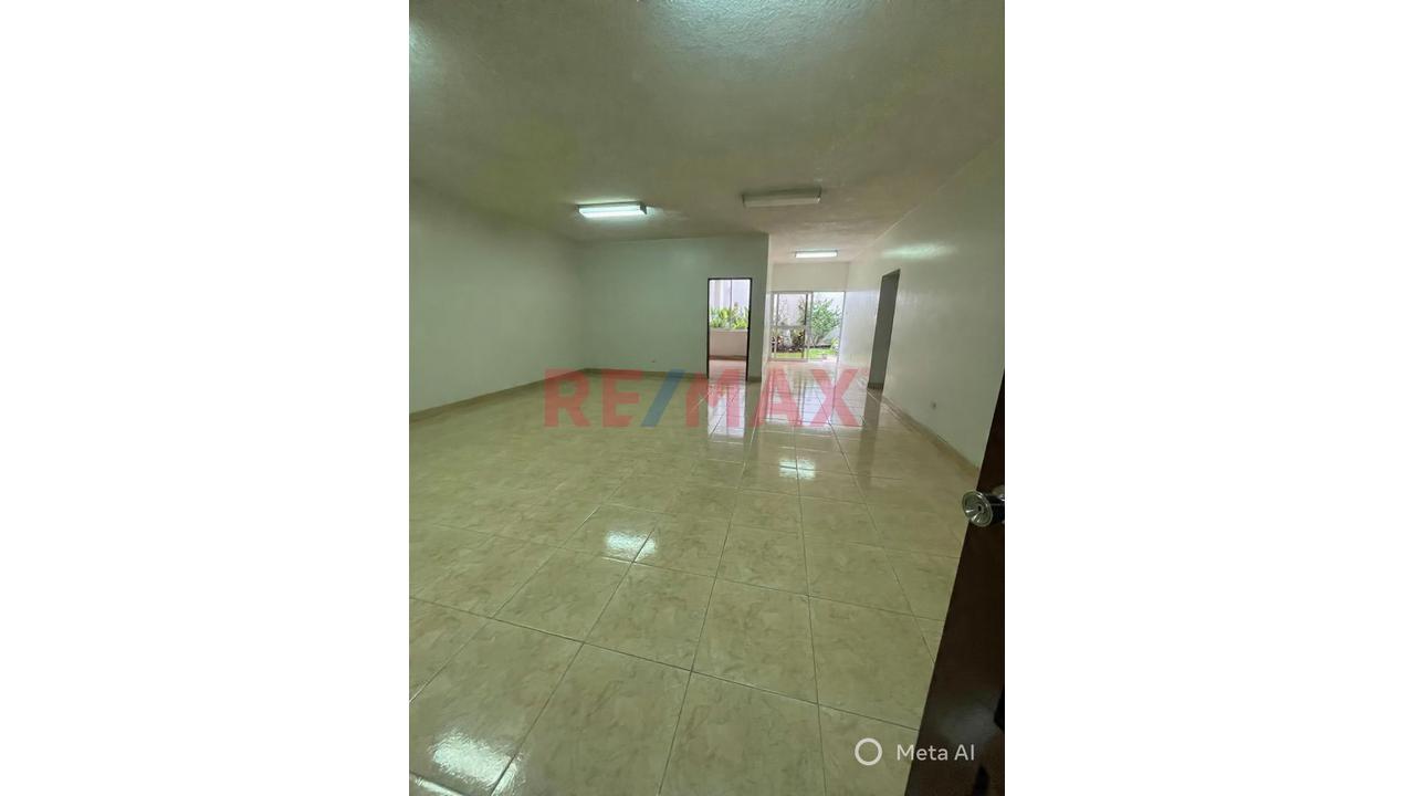 Alquiler De Local Comercial En Surco – Ubicación Estratégica - 18