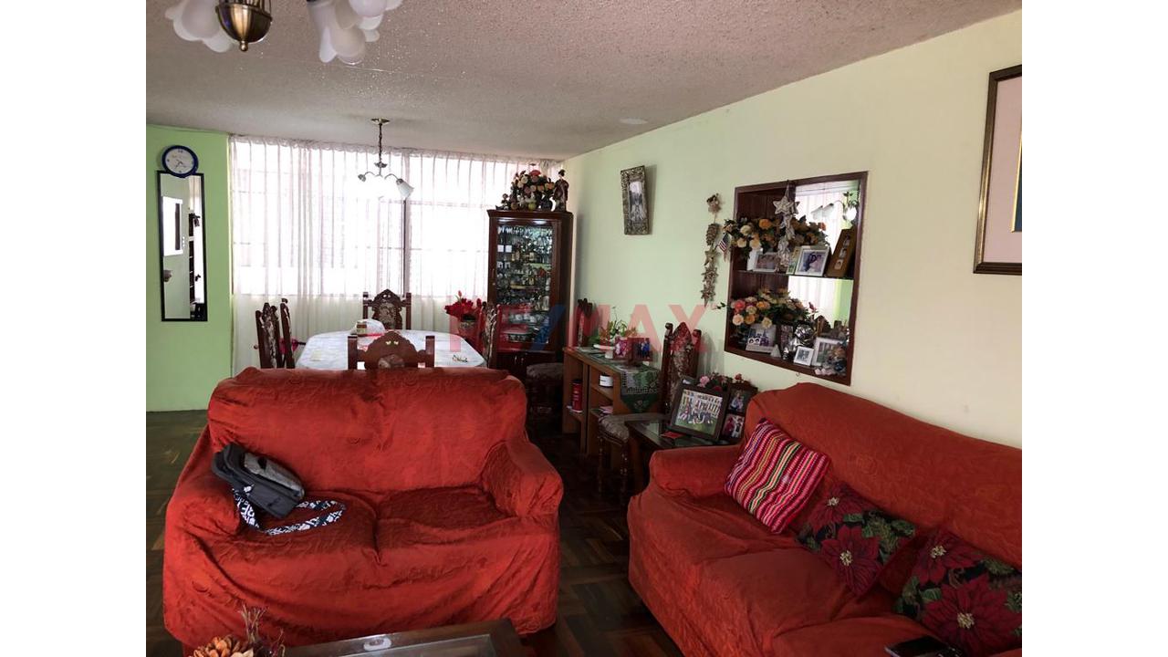 Venta Dpto 2Do Piso Vista Exterior De Area 167.40 M2 Cerca A Parque En Pueblo Libre — foto 13