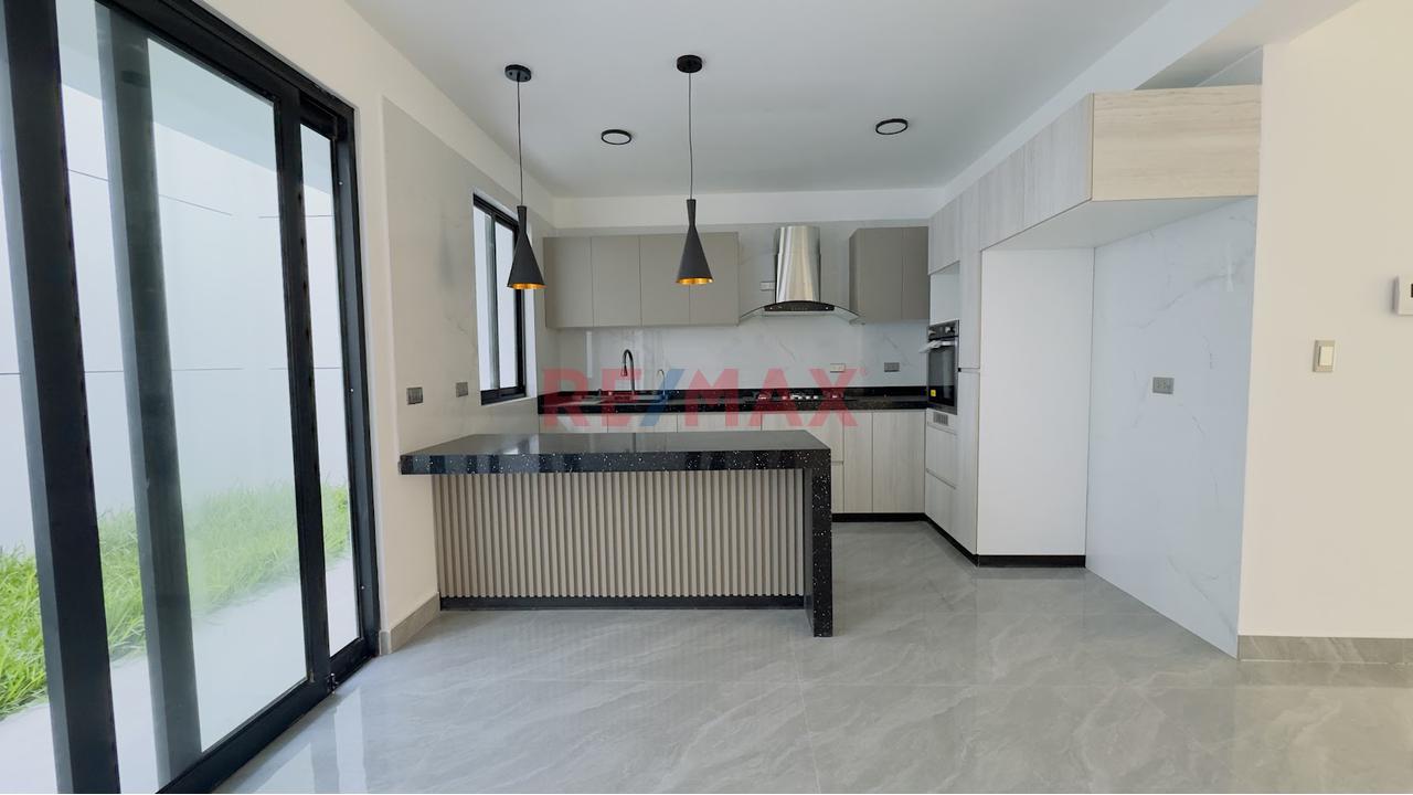 Venta De Casa (En Preventa) Urb. Los Sauces Frente A Parque Pimentel - 7