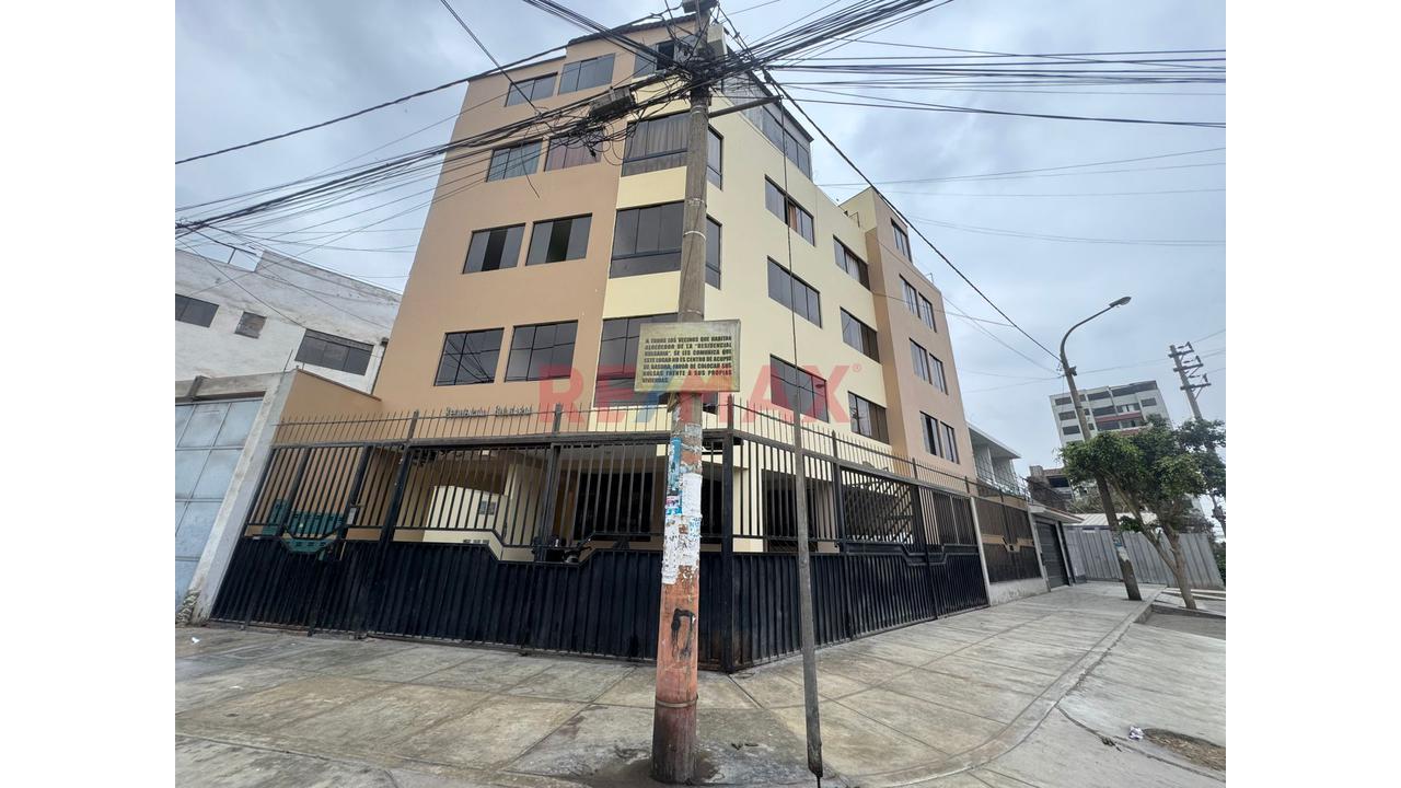 Venta De Hermoso Duplex 2Do Piso Los Olivos