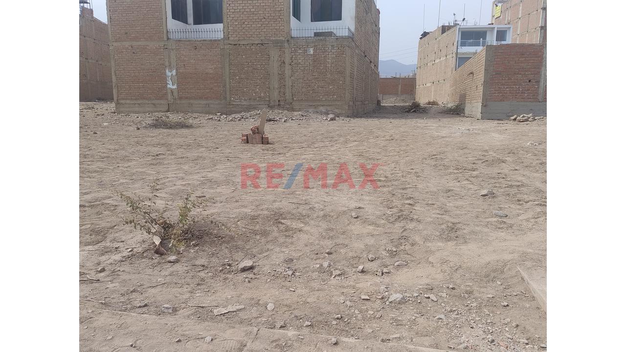 Urb Santa María Doble Oportunidad De Inversión: Dos Lotes Contiguos Con 203.5 M² En Tota — foto 5