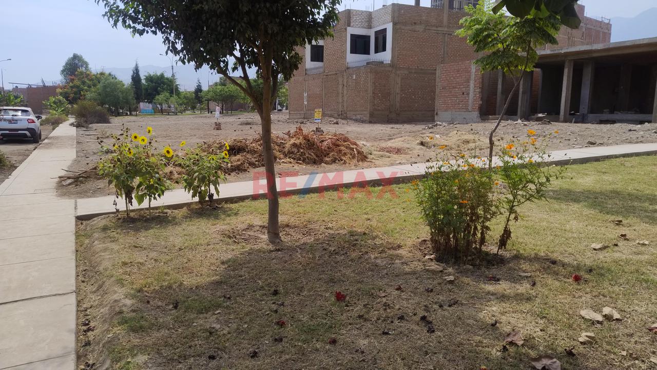 Urb Santa María Doble Oportunidad De Inversión: Dos Lotes Contiguos Con 203.5 M² En Tota — foto 12