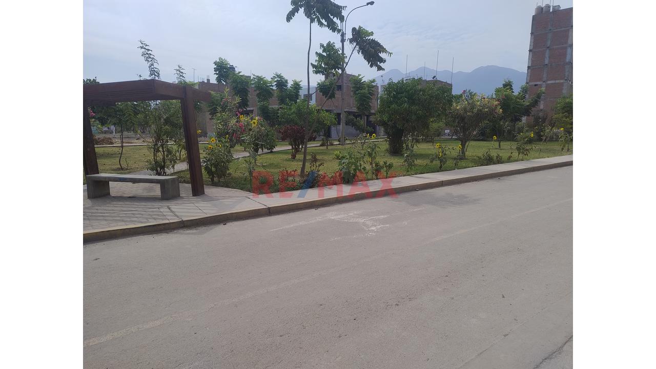 Urb Santa María Doble Oportunidad De Inversión: Dos Lotes Contiguos Con 203.5 M² En Tota — foto 6