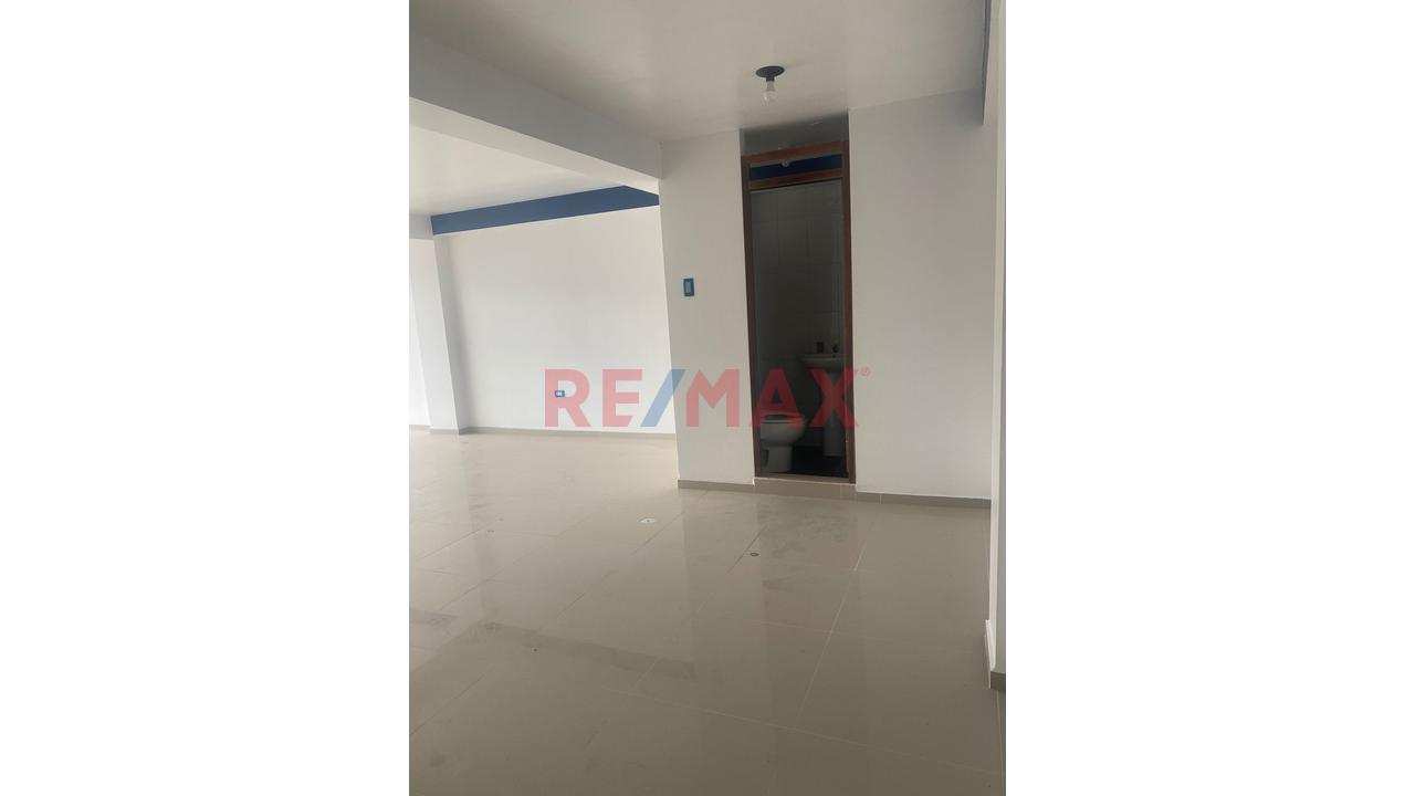 Alquiler De Oficina 54M² - Frente Al Aeropuerto - Acceso Independiente - 7