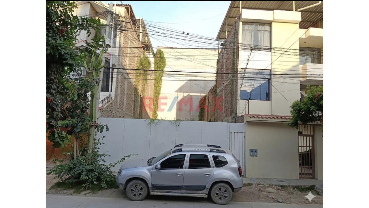 ¡Construye El Hogar De Tus Sueños En La Zona Más Exclusiva De Piura! - 1