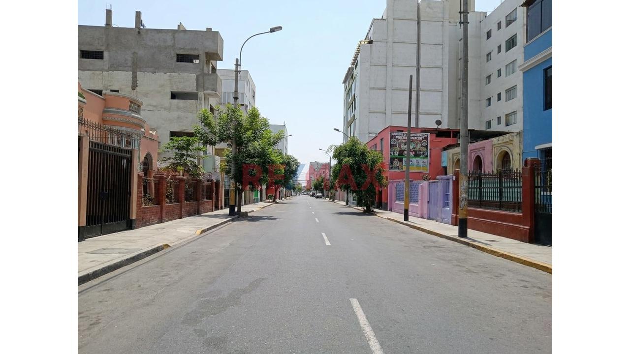 Venta - Departamento + Cochera + Depósito En Breña – Ubicación Estratégica — foto 5