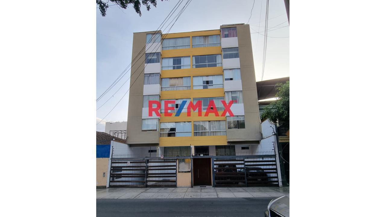 Venta Departamento Santa Beatriz Excelente Ubicación