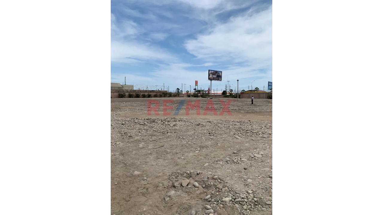 Terreno Industrial 20,000 M² En Esquina Panamericana Sur – Ves