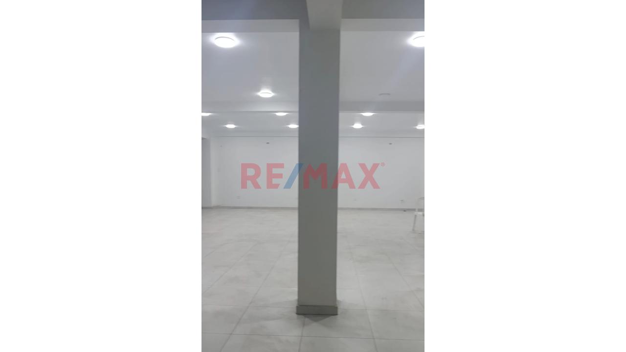 🔥Local De 150M2 En Alquiler Segundo Piso - Av. Santa Rosa C/ San Martin , Sjl  (Frente A Grifo) — foto 3